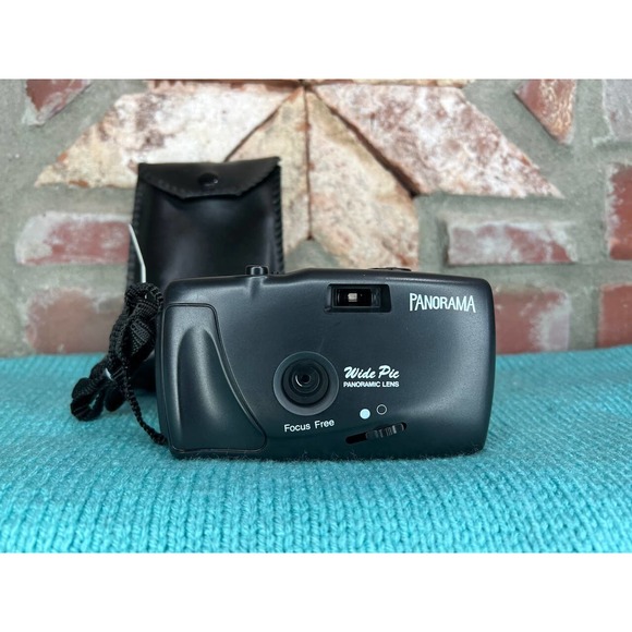 Panoramic 35mm plastic fantastic camera - Picture 2 of 9